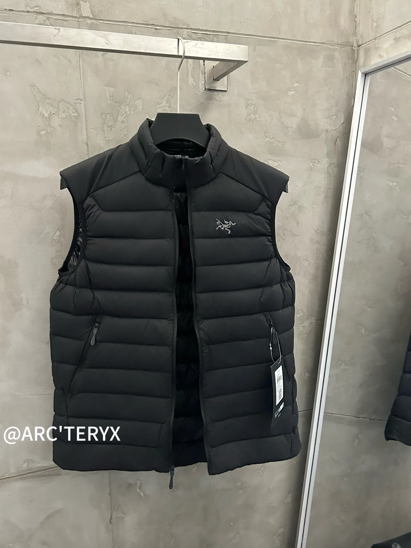 Cerium Vest Black 𝐀𝐫𝐜' Series 90 size：s-xxl